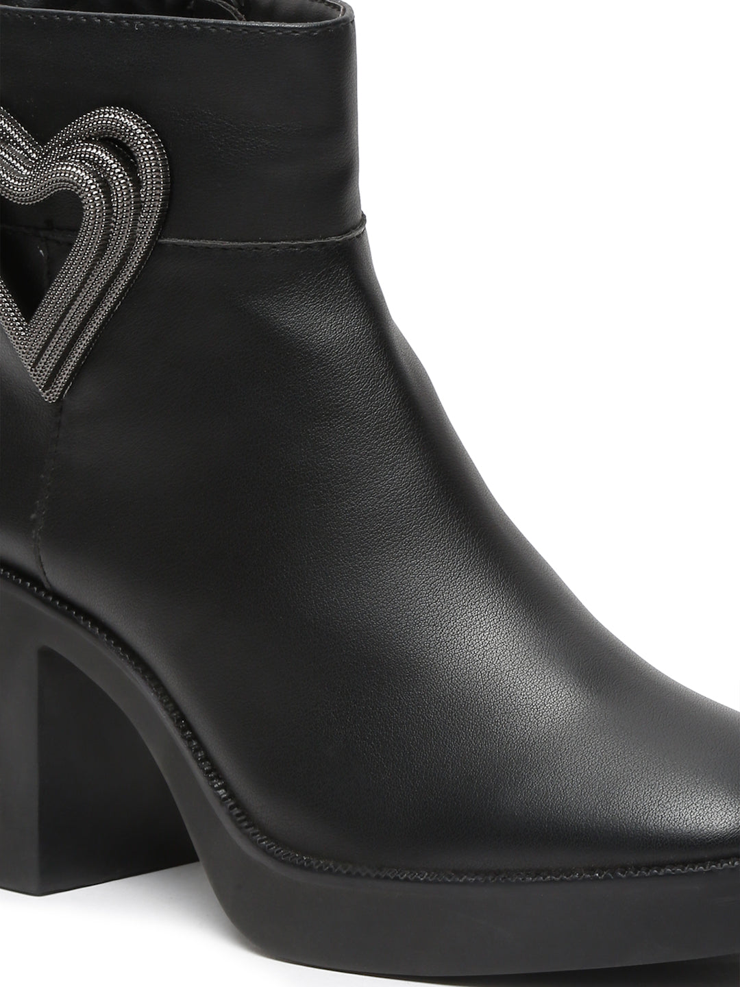 Boots-GV100