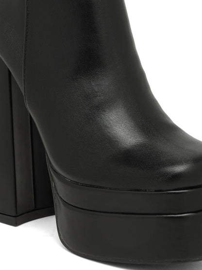 Stylish Black Platform Ankle Boots-Flat N Heels