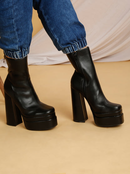 Stylish Black Platform Ankle Boots-Flat N Heels