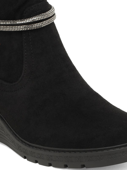 Stylish Black Ankle Boots with Chain Detail – Wedge Heel Booties