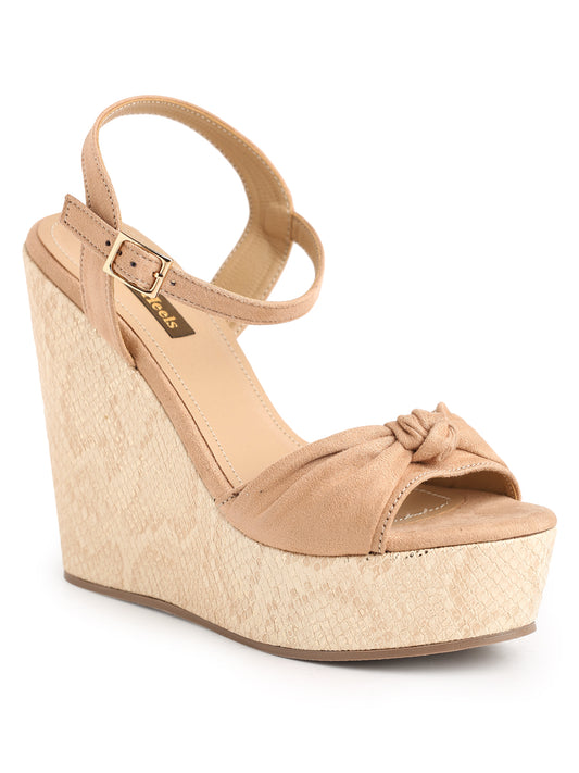 Stylish Tan Wedge Sandals with Knotted Detail