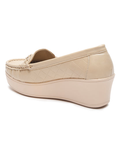 Beige Quilted Wedge Loafers for Women – Stylish Platform Design with Buckle Accent