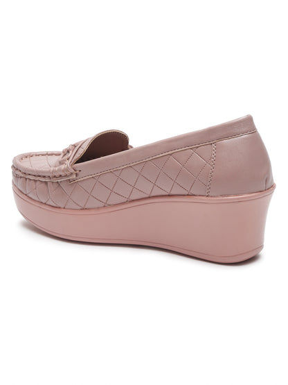 Beige Quilted Wedge Loafers for Women – Stylish Platform Design with Buckle Accent