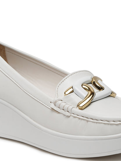 Stylish Beige Loafers for Women with Wedge Heel & Gold Chain Detail