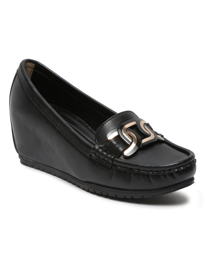 Women's Black Loafers with Chain Detail – Elegant Flat Slip-On Shoes